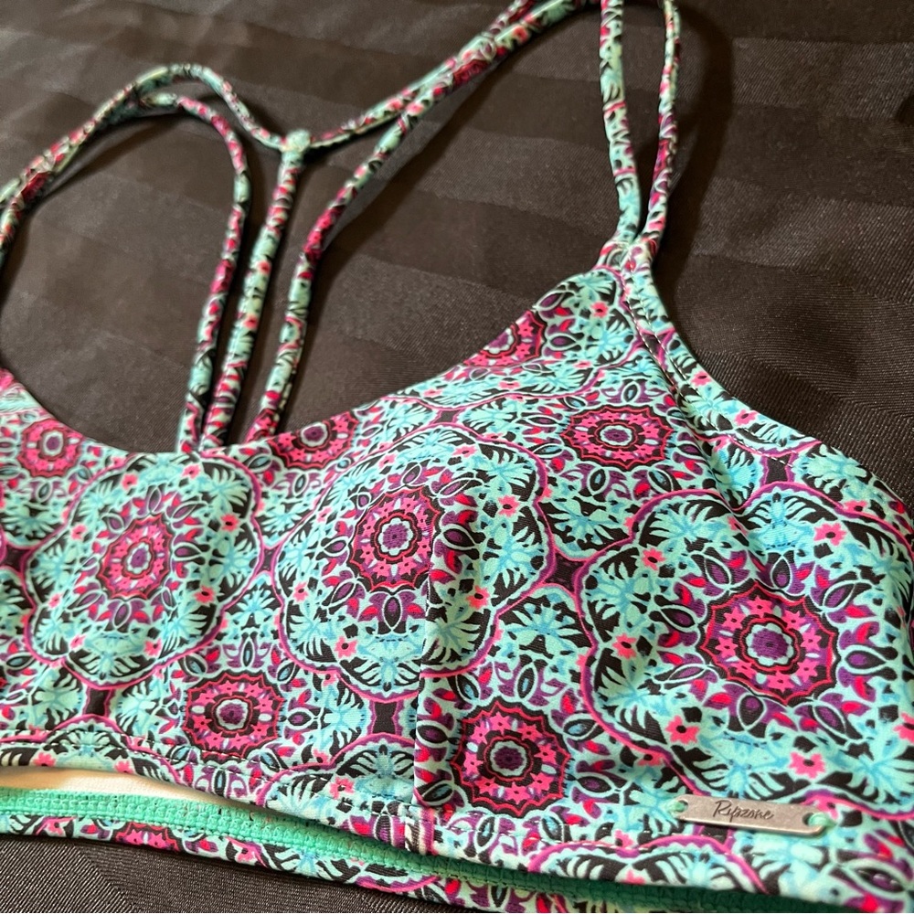 Ripzone | Patterned Bikini Top - Picture 4 of 12